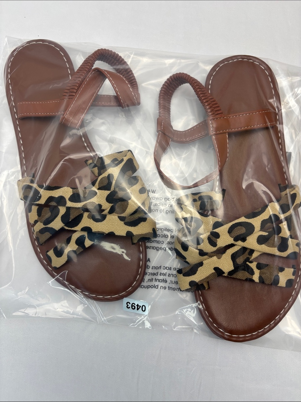 Fashion Women’s 5.5-6/36 Leopard Print Strappy Flat Sandals in Brown#494 - Picture 13 of 14